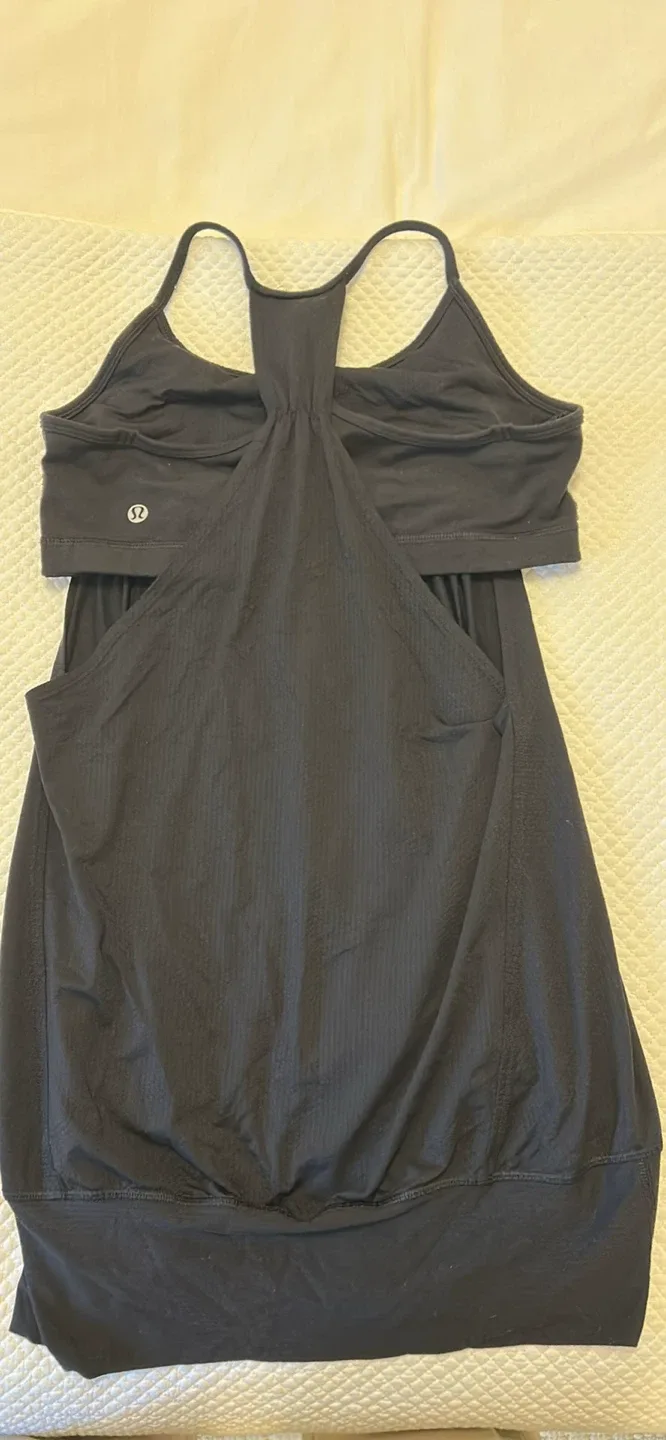 Lululemon Black Tank Top image indicator(2)