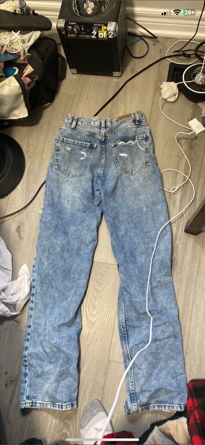 Wild Fable Ripped Jeans - Size 2 image indicator(2)