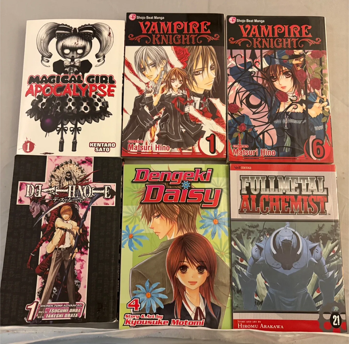 Mixed Manga Lot - Various Series & Volumes image indicator(2)