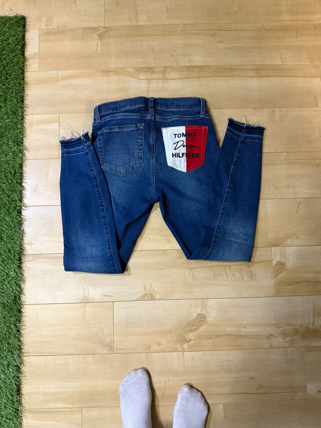 Tommy Hilfiger Denim Jeans image indicator(3)