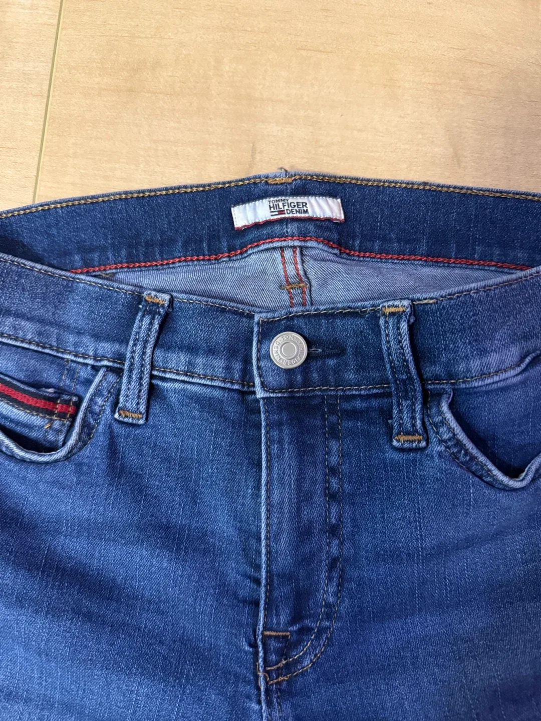 Tommy Hilfiger Denim Jeans image indicator(4)
