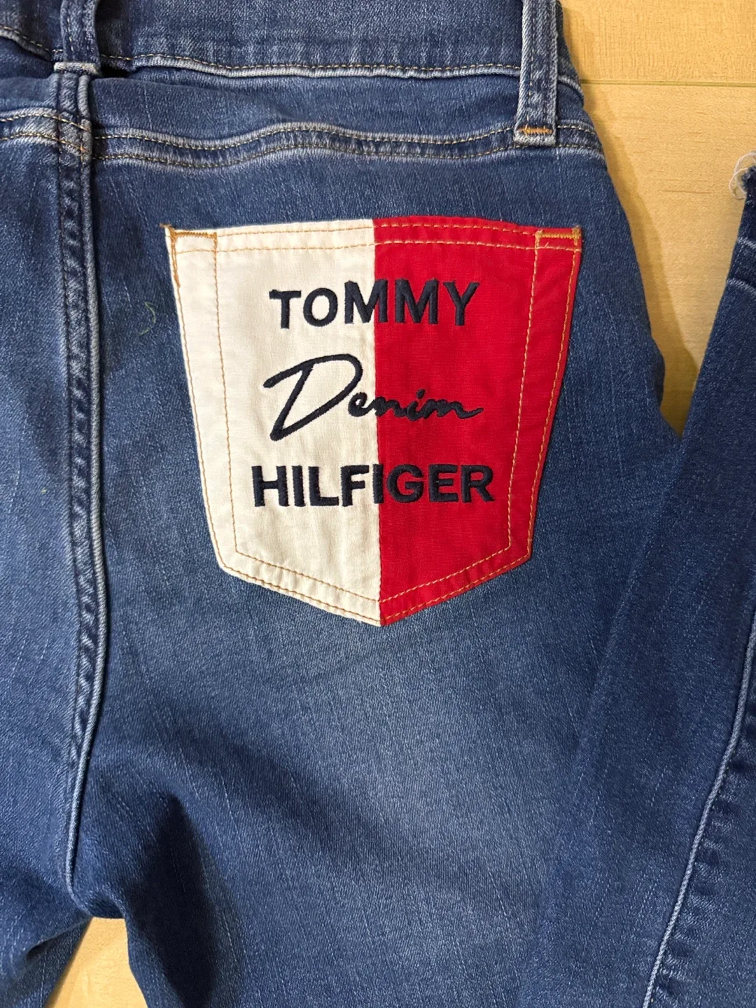Tommy Hilfiger Denim Jeans image indicator(2)