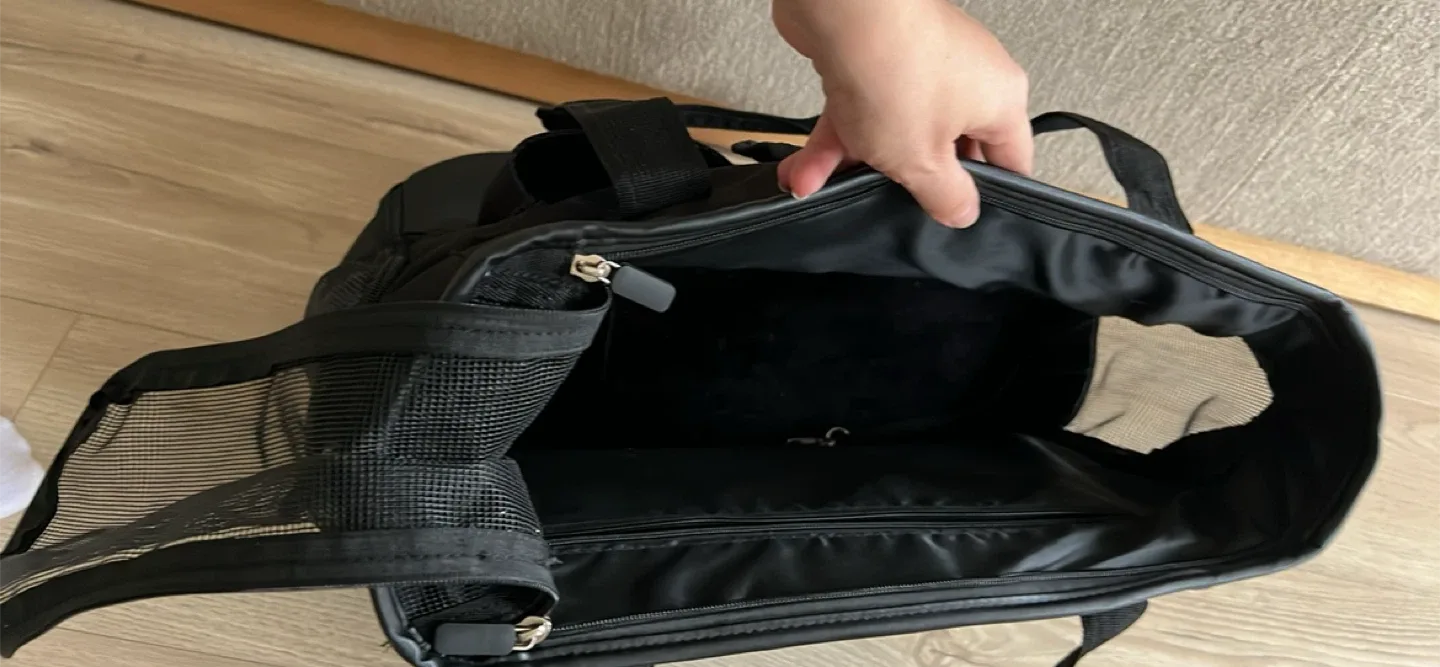 Black Pet Carrier Bag image indicator(4)