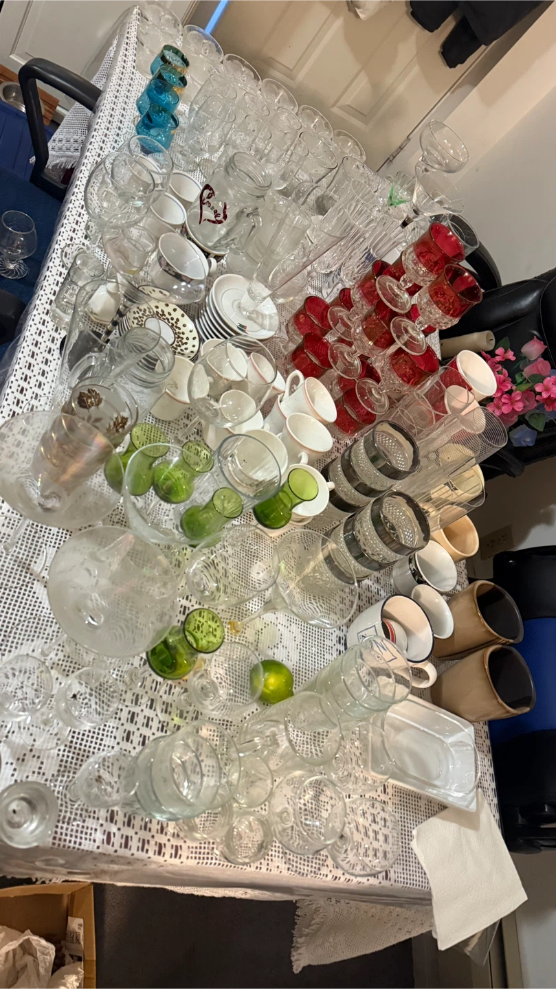 Mixed glassware and dishes - photo 5