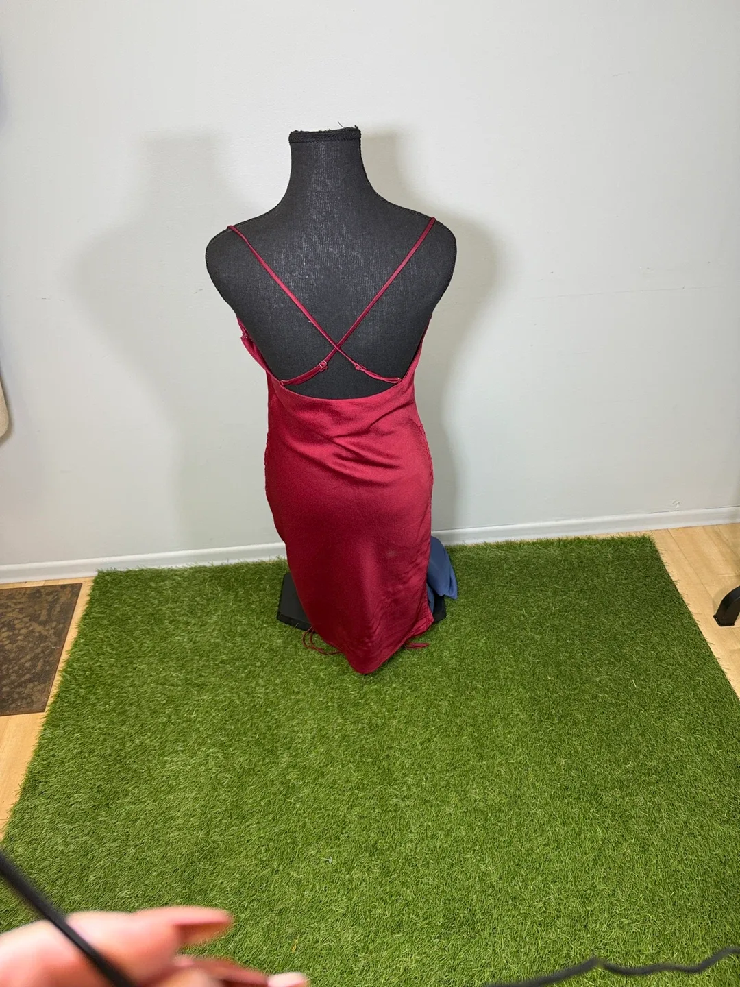 Burgundy Slip Dress image indicator(3)