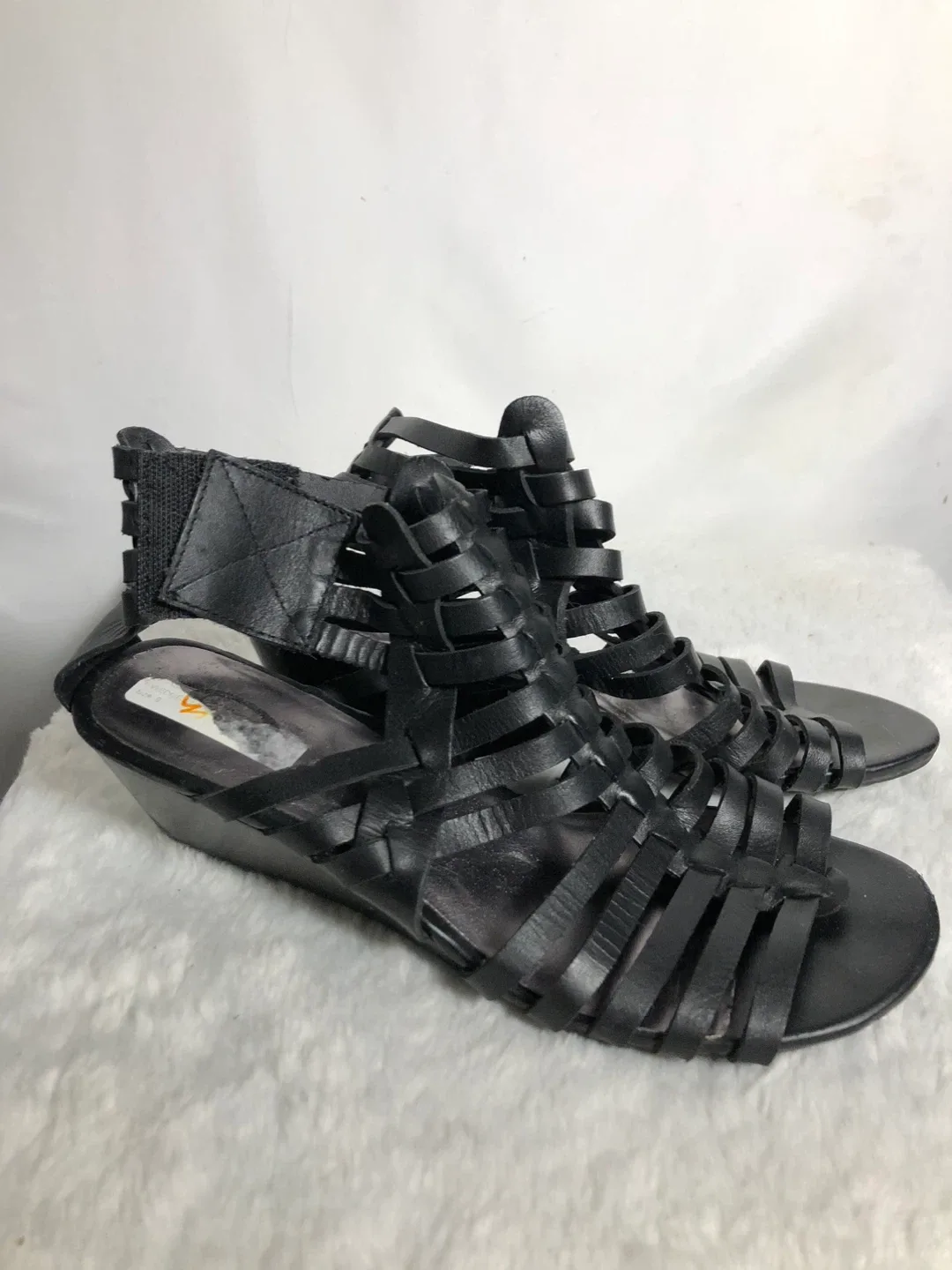 Women’s Black Wedge Sandle. Size 9.