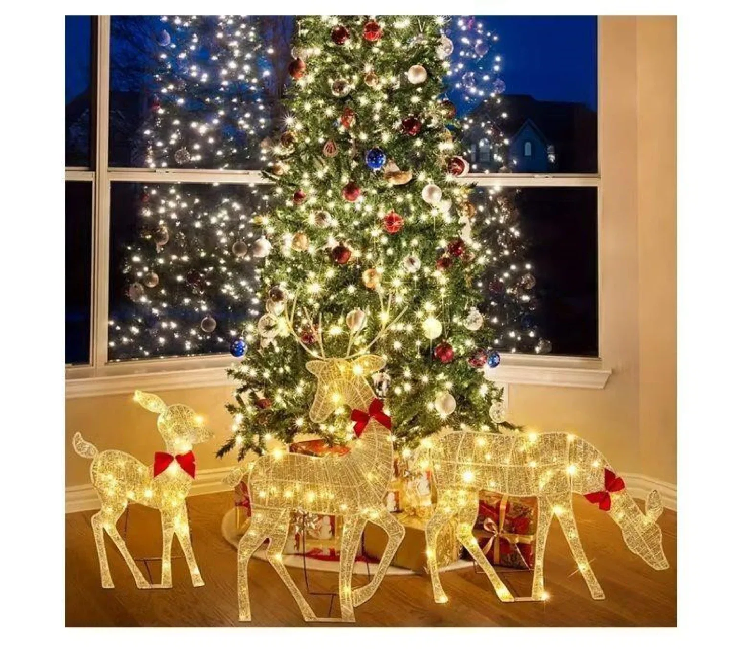 Lighted Christmas Reindeer Family - Outdoor Decor image indicator(2)