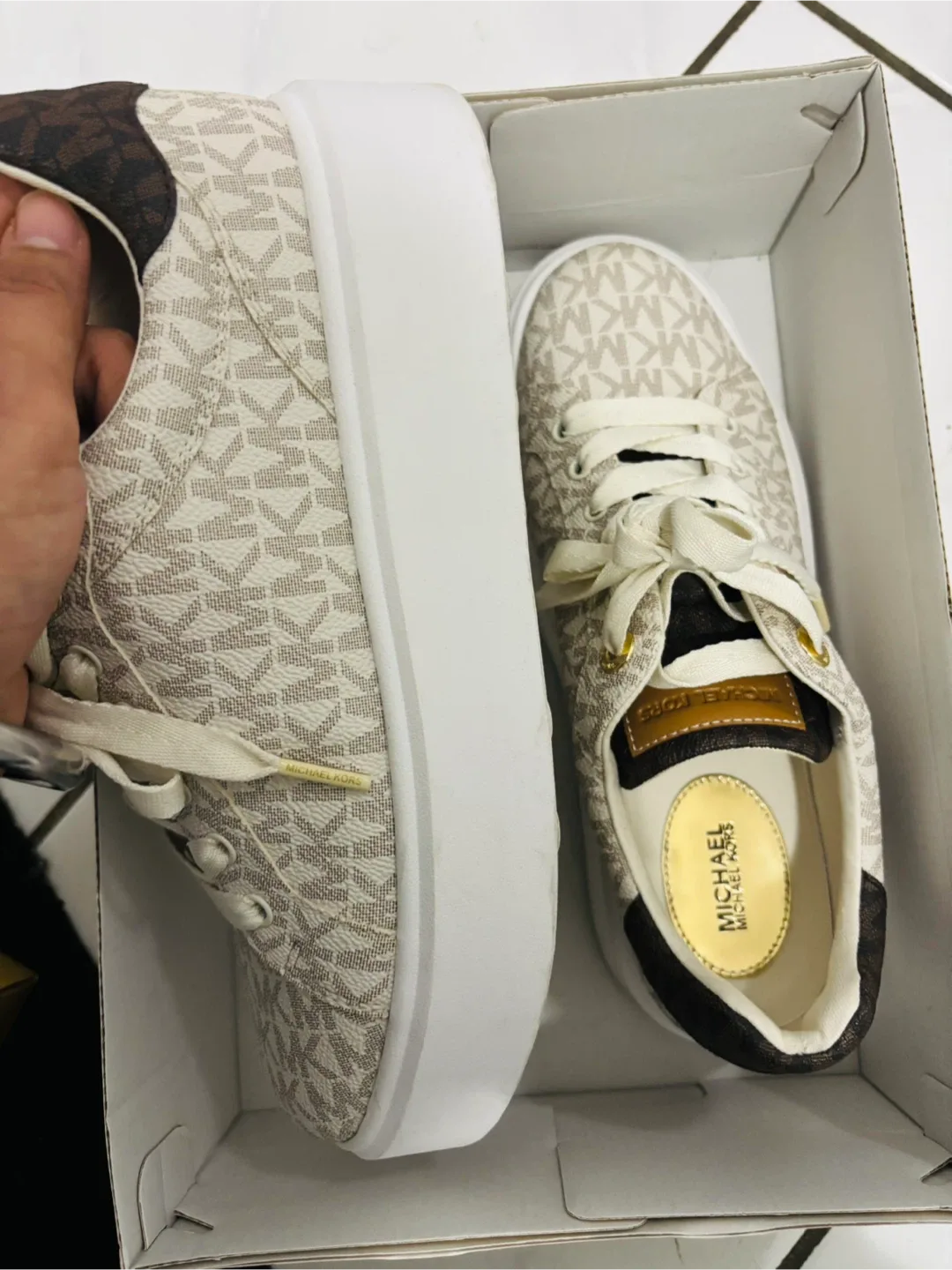 Michael Kors Sneakers, Women's image indicator(2)