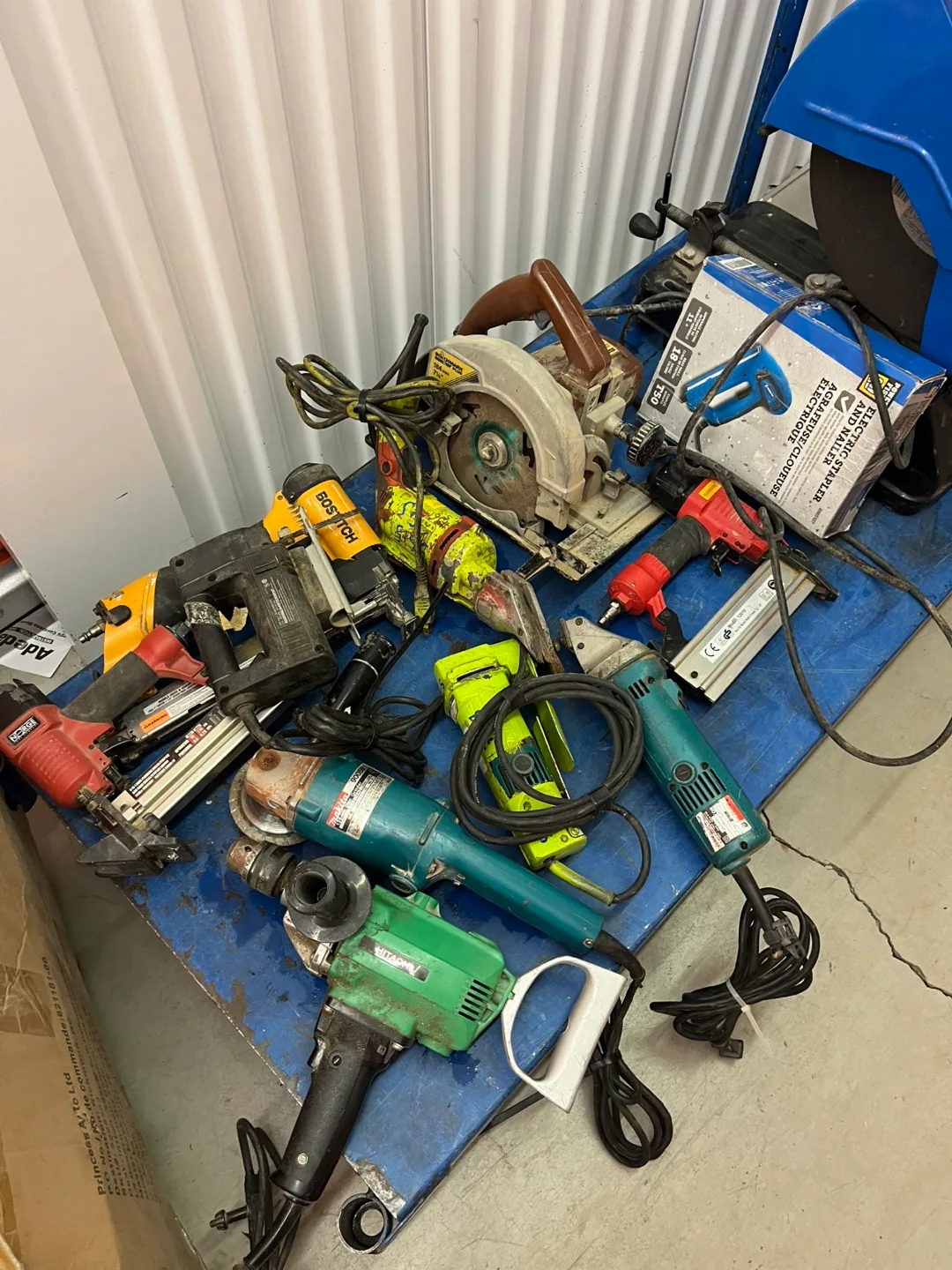 Makita XDT111 Cordless Impact Driver image indicator(3)