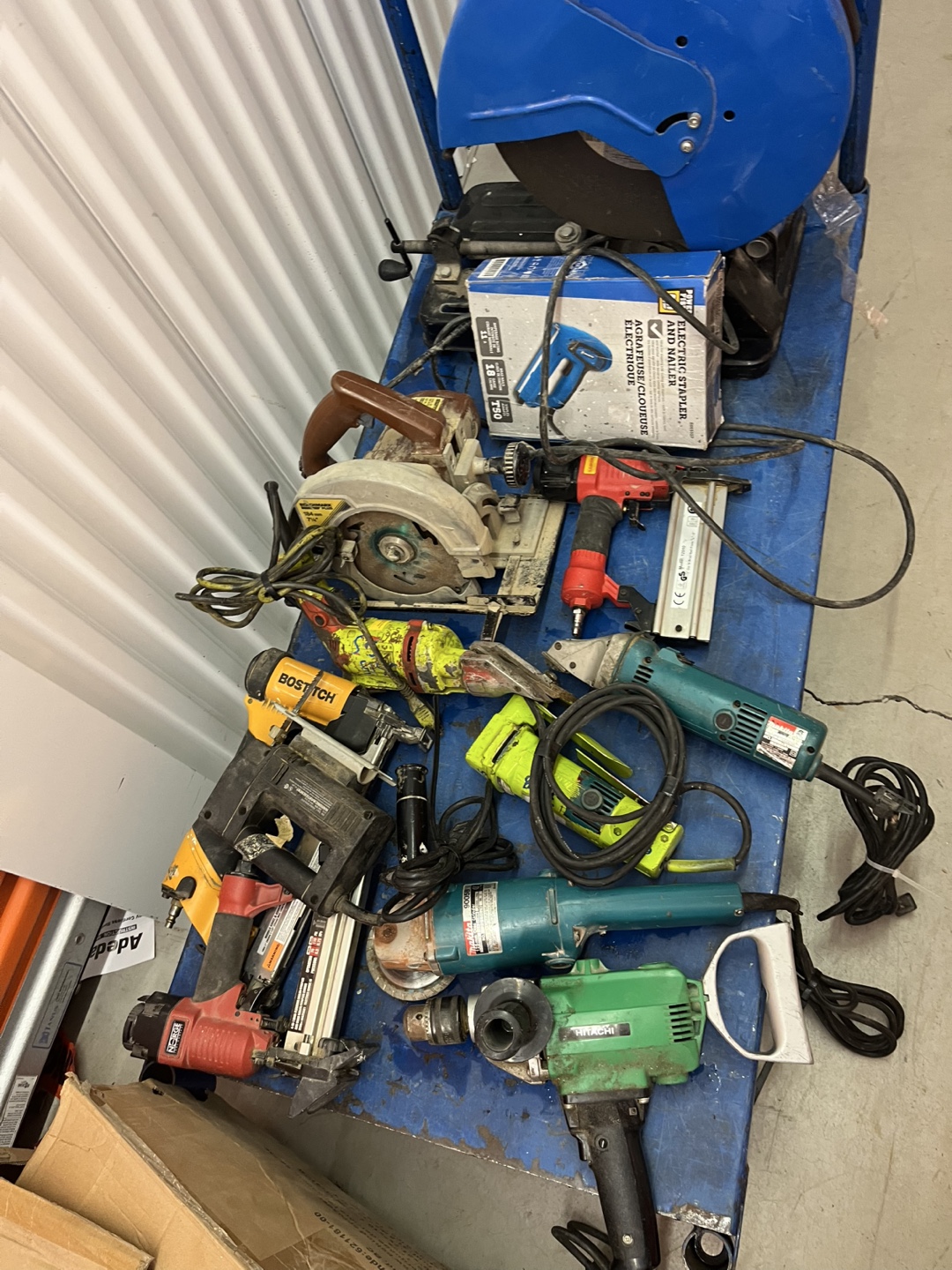 Makita XDT111 Cordless Impact Driver - photo 2