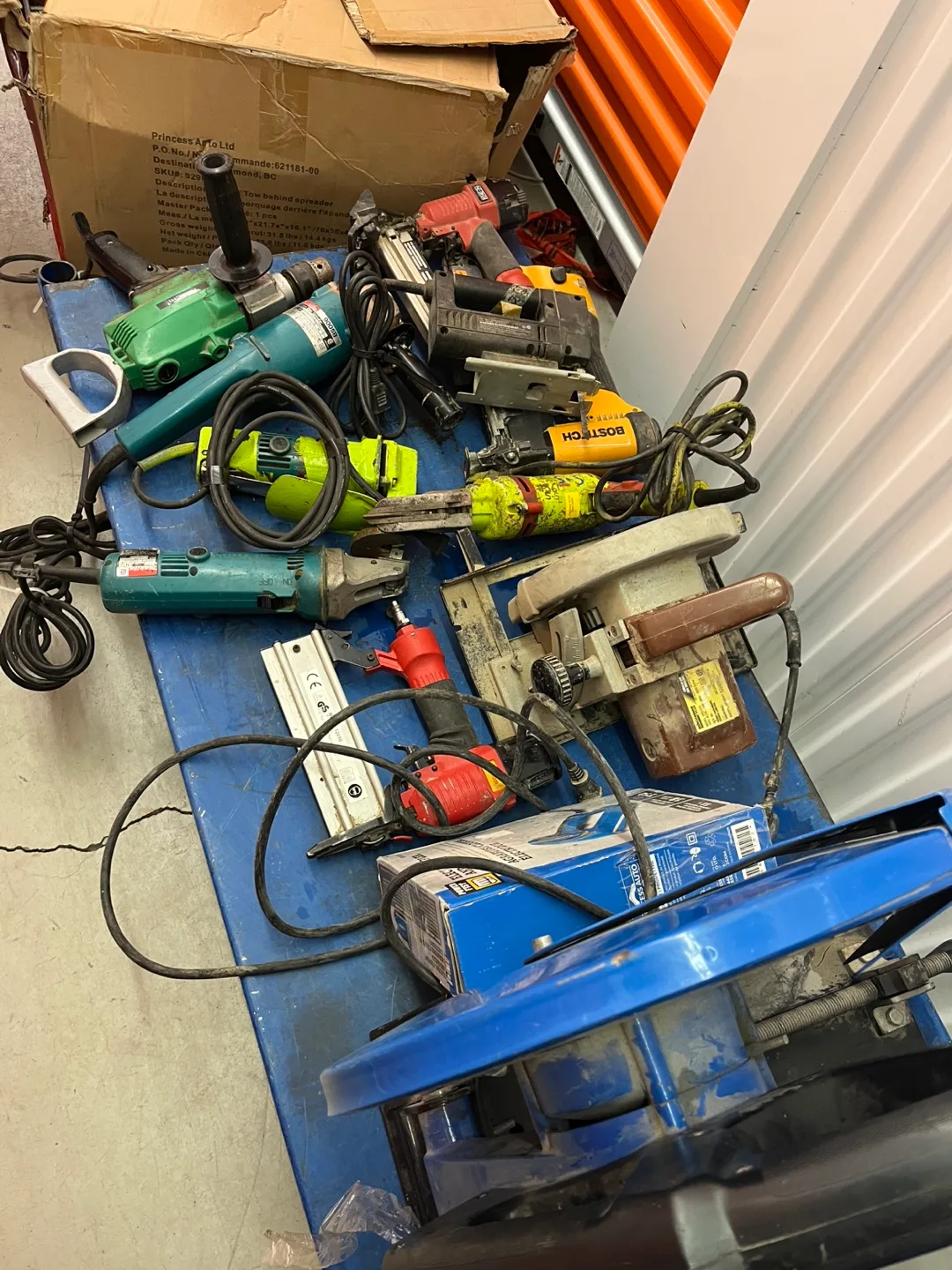 Makita XDT111 Cordless Impact Driver image indicator(5)