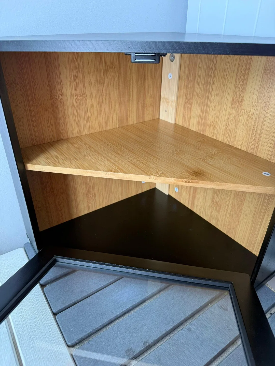 Black Corner Cabinet with Glass Door image indicator(4)