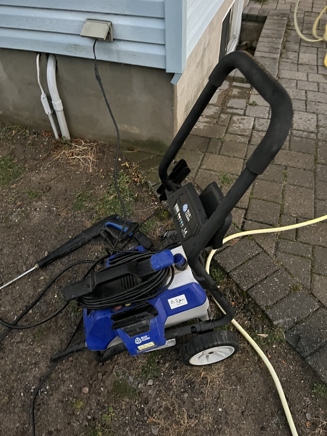 Powerwasher 1800 PSI - photo 2