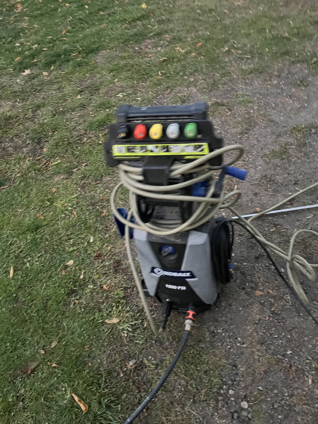 Powerwasher 1800 PSI - photo 4