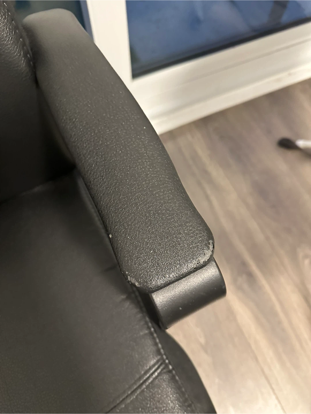Black Office Chair - photo 5