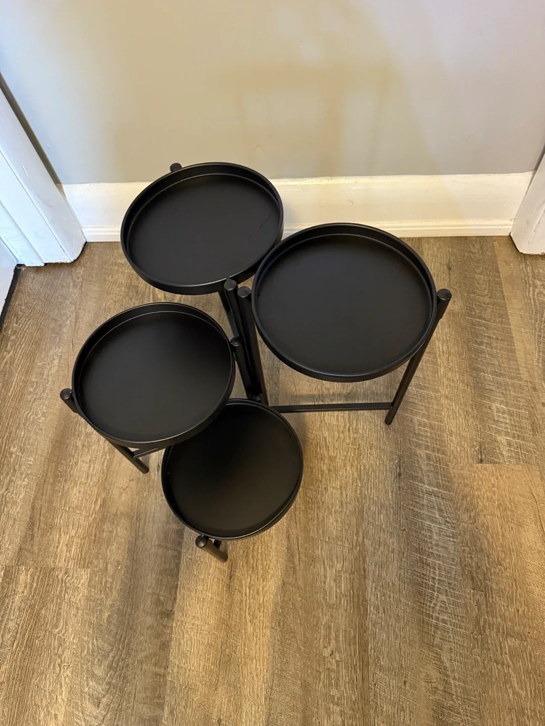 Black Metal Plant Stand - 4 Tier image indicator(2)