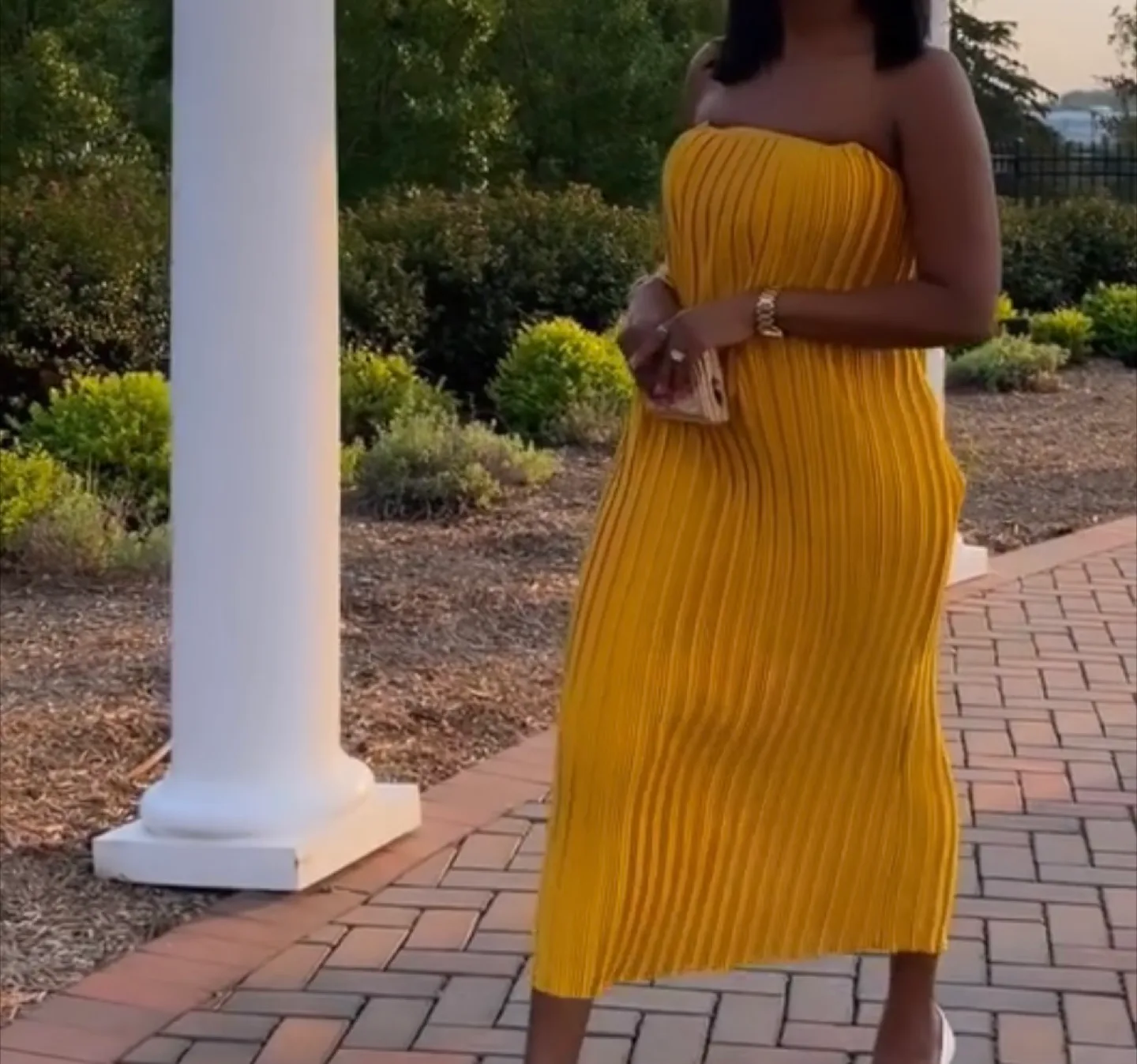 Yellow Pleated Dress image indicator(3)