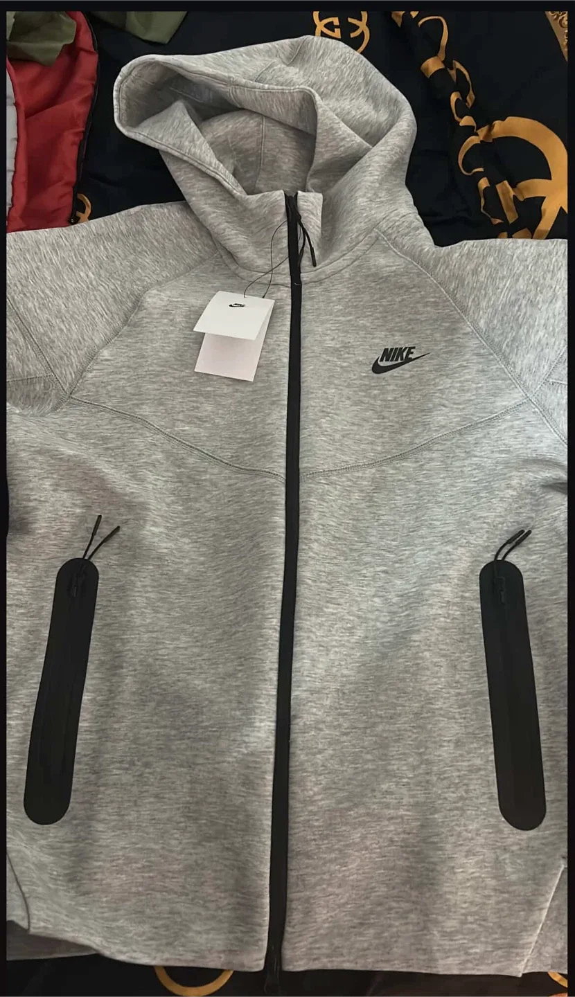 New Nike Tech Fleece Full-Zip Hoodie - Grey