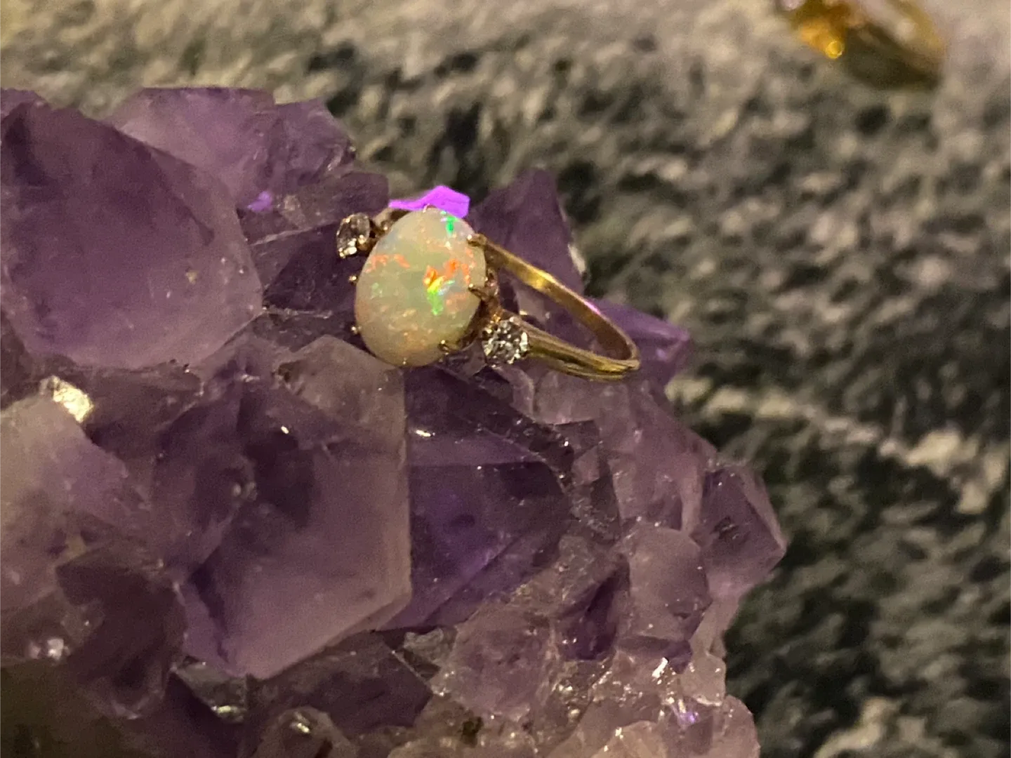 Opal Gemstone Ring image indicator(3)