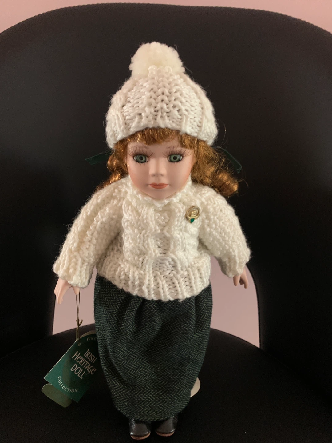 Irish heritage doll,H 30 cm, porcelain, pick up Islington/ Evans
