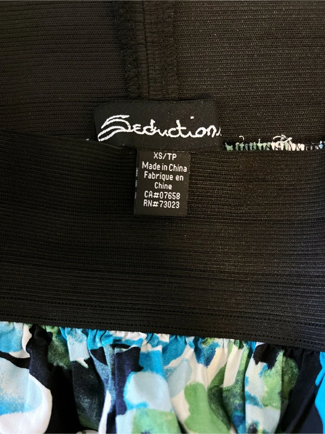 New Seduction Floral Mini Skirt-Size XS/S image indicator(2)