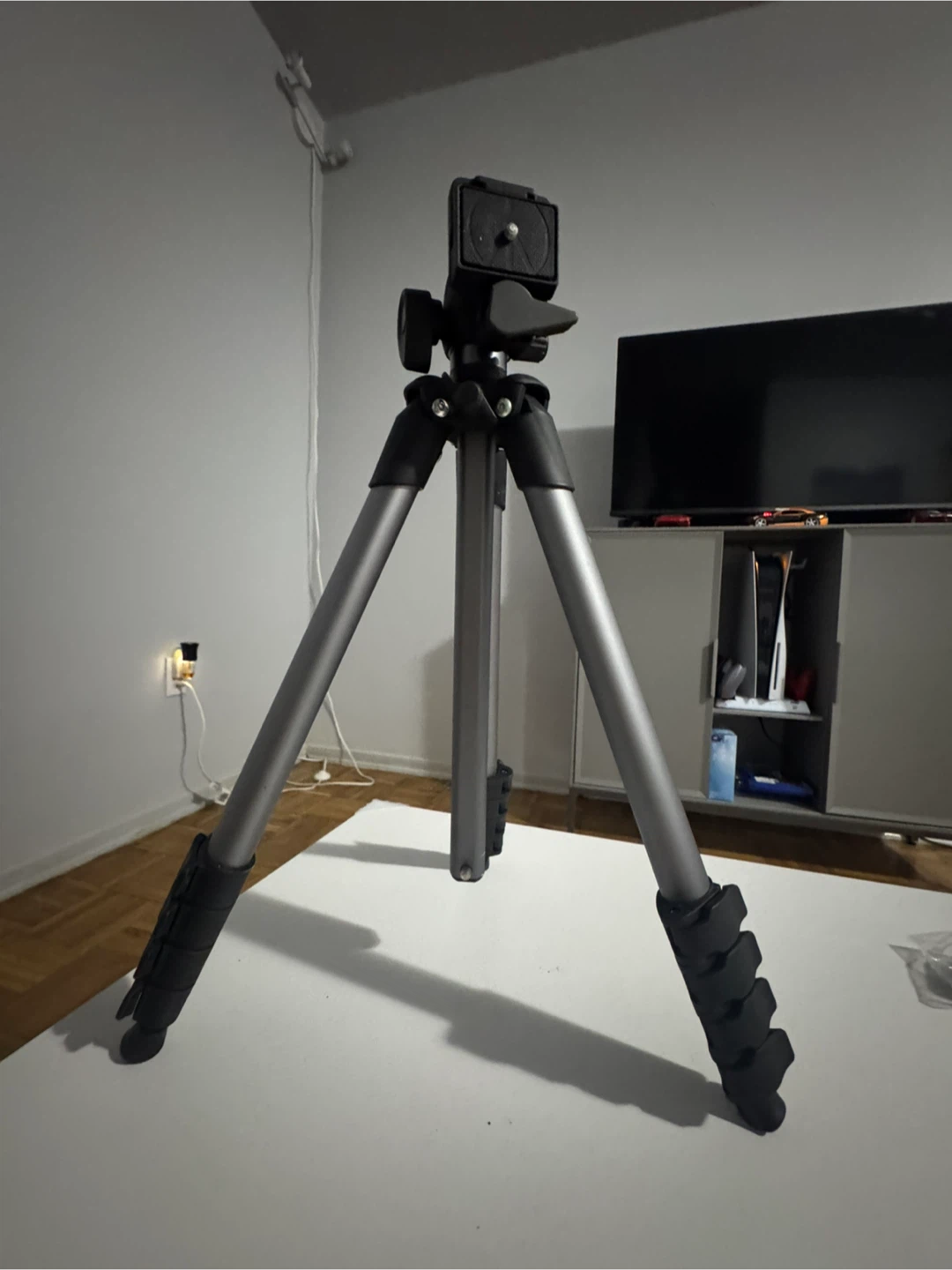 Manfrotto Tripod with Carrying Case