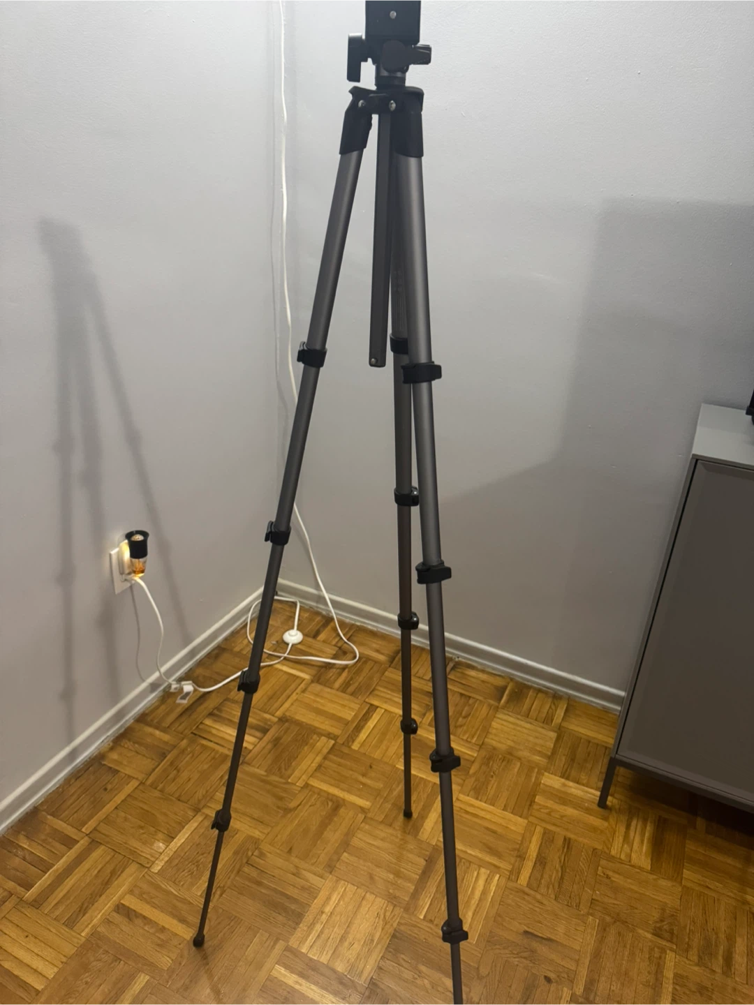 Manfrotto Tripod with Carrying Case - photo 4