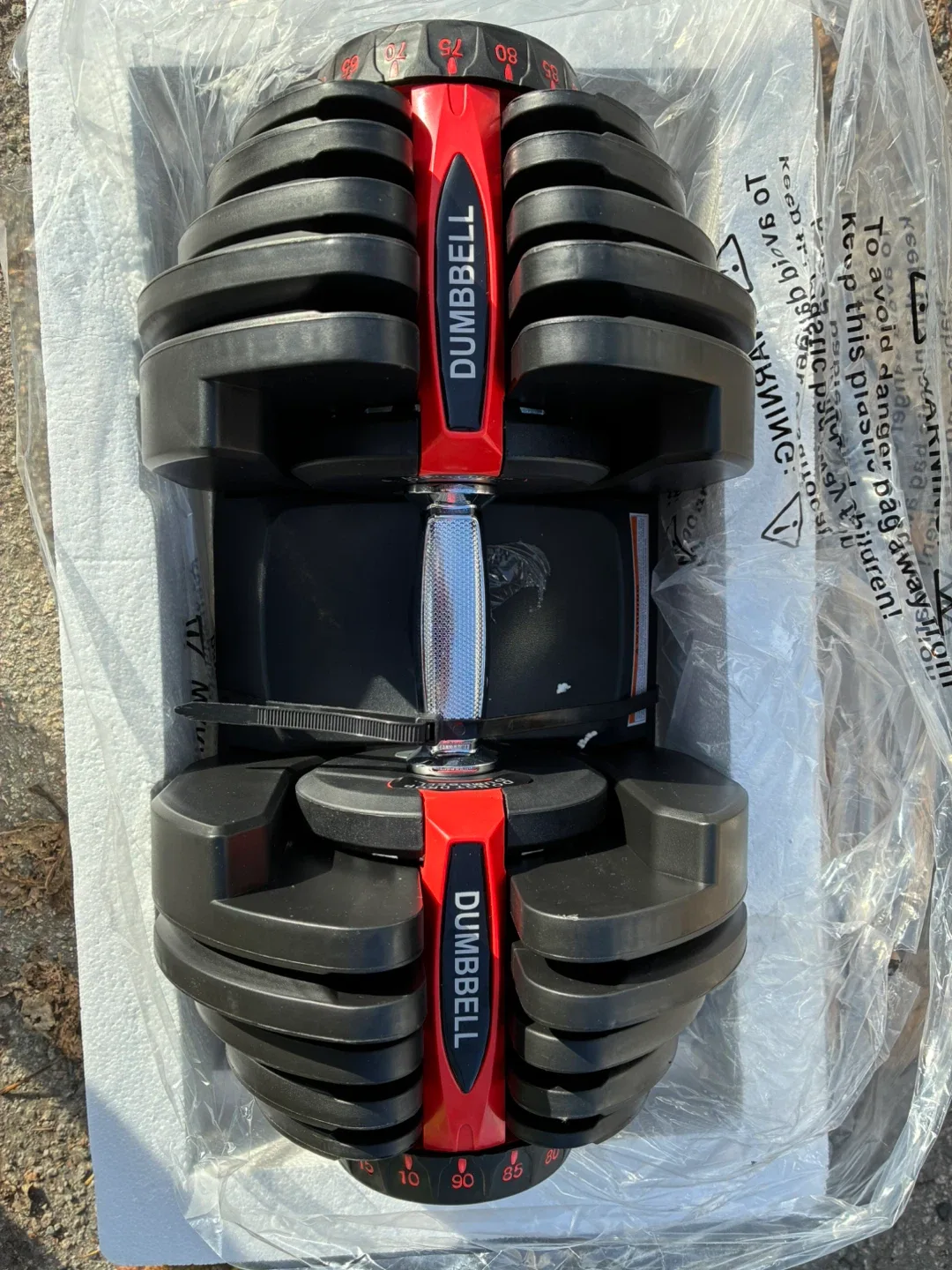 Adjustable Dumbbell - Up to 90 lbs! image indicator(3)