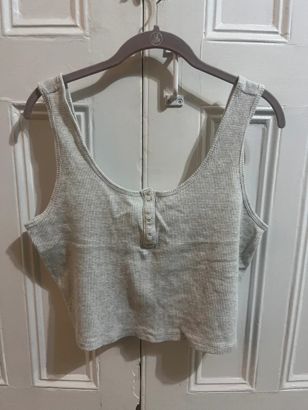 Old Navy Cropped Waffle Knit Tank Top - Size L thumbnail