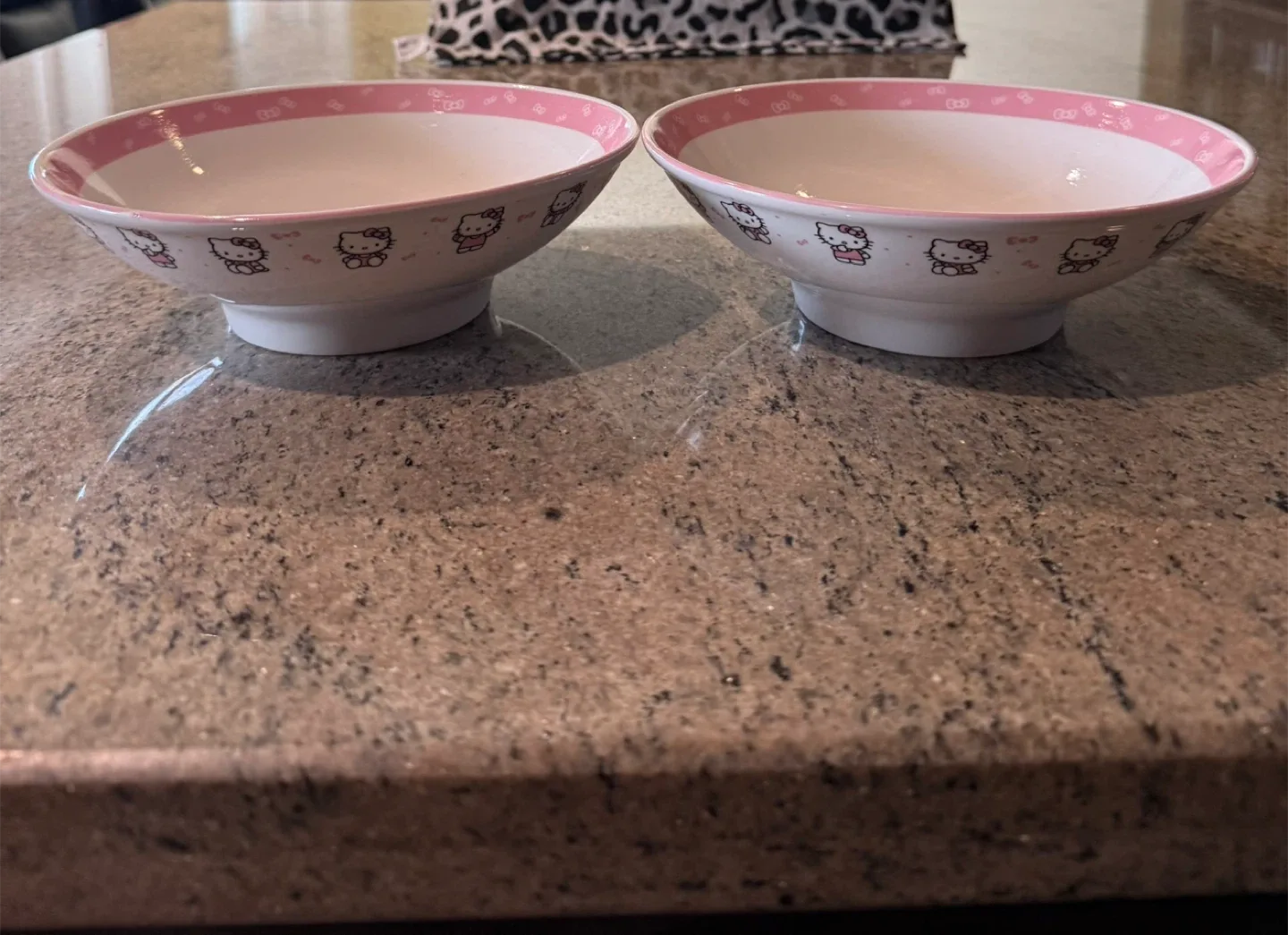 Hello Kitty & My Melody Dishes image indicator(5)