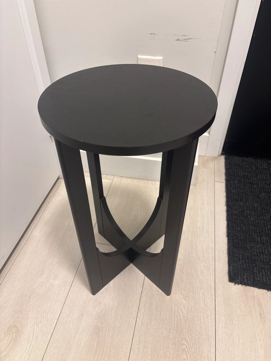 Black Round Side Table/Stool