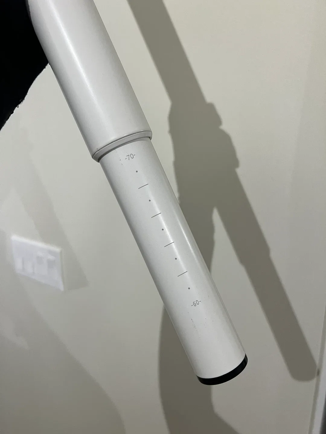 *ONE* IKEA OLOV Adjustable Table Leg - White image indicator(3)