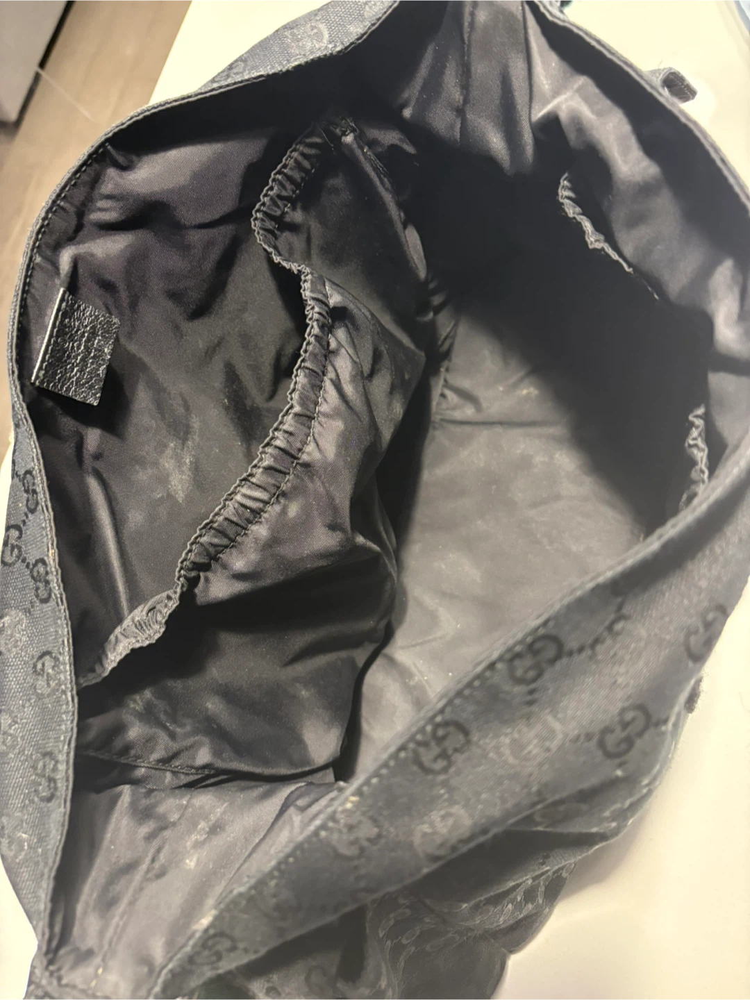 Gucci Black GG Canvas Messenger Bag - photo 4