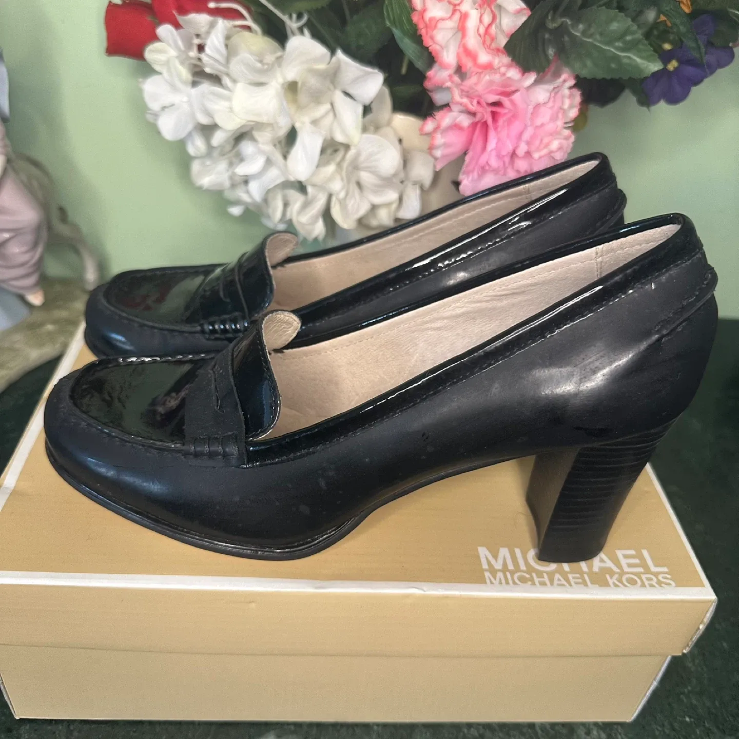 Michael Michael Kors Black Heels Size 7 image indicator(7)
