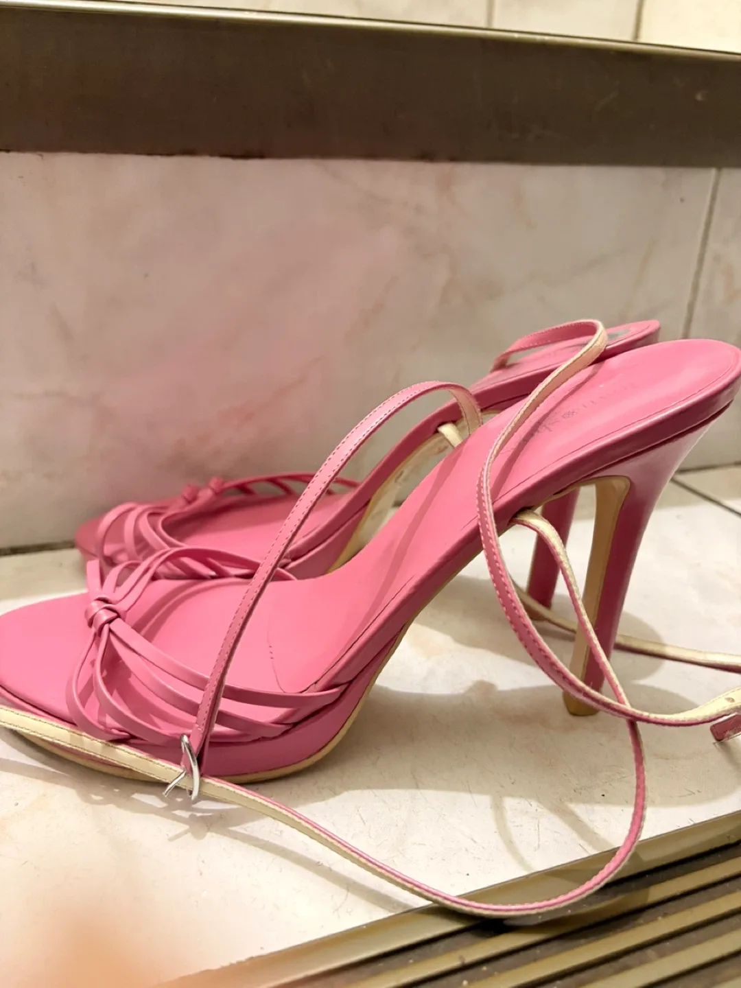 Pink Heels, Size 9 image indicator(3)