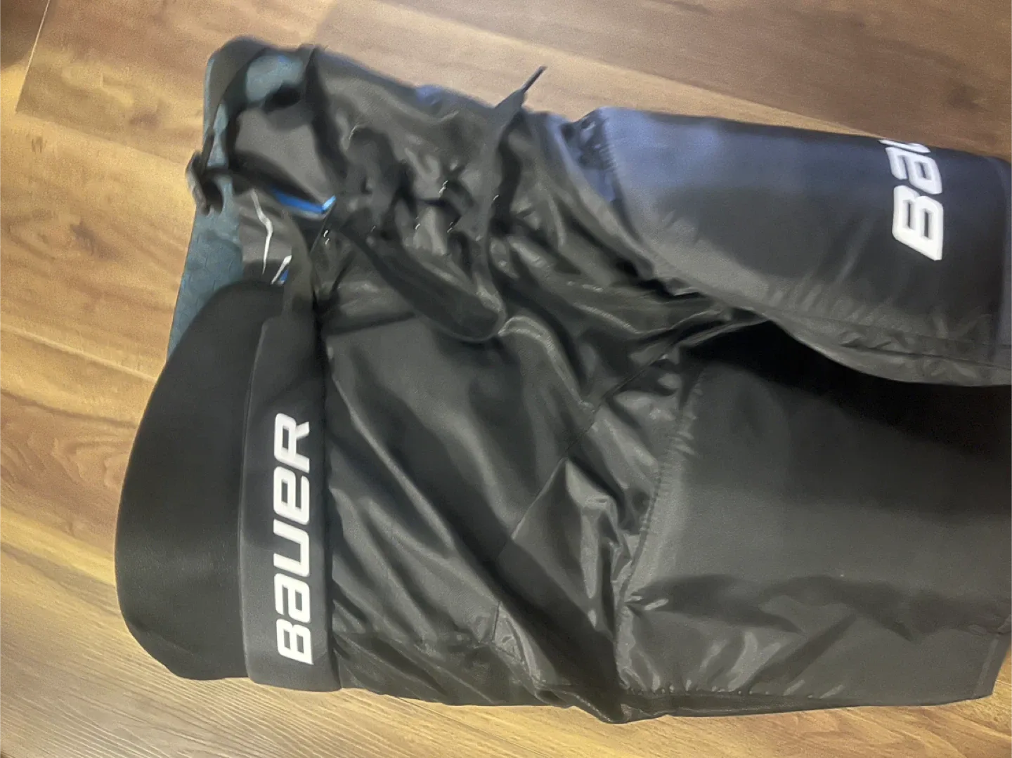 Bauer Hockey Pants. Intermediate Large