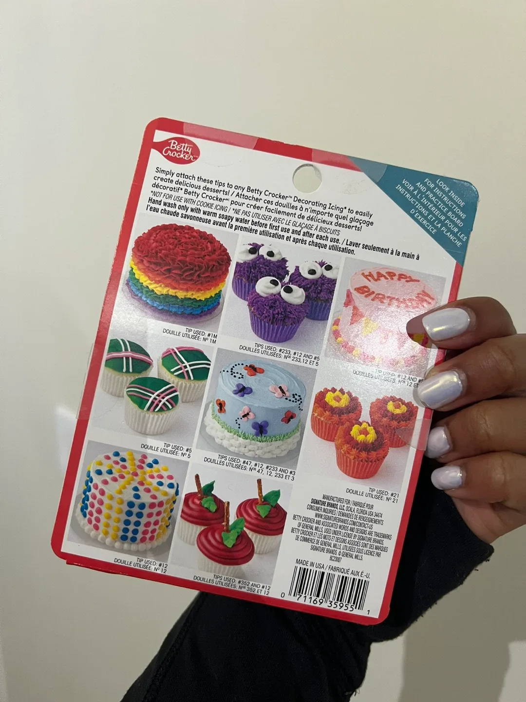 Betty Crocker Cake Decorating Tips image indicator(2)