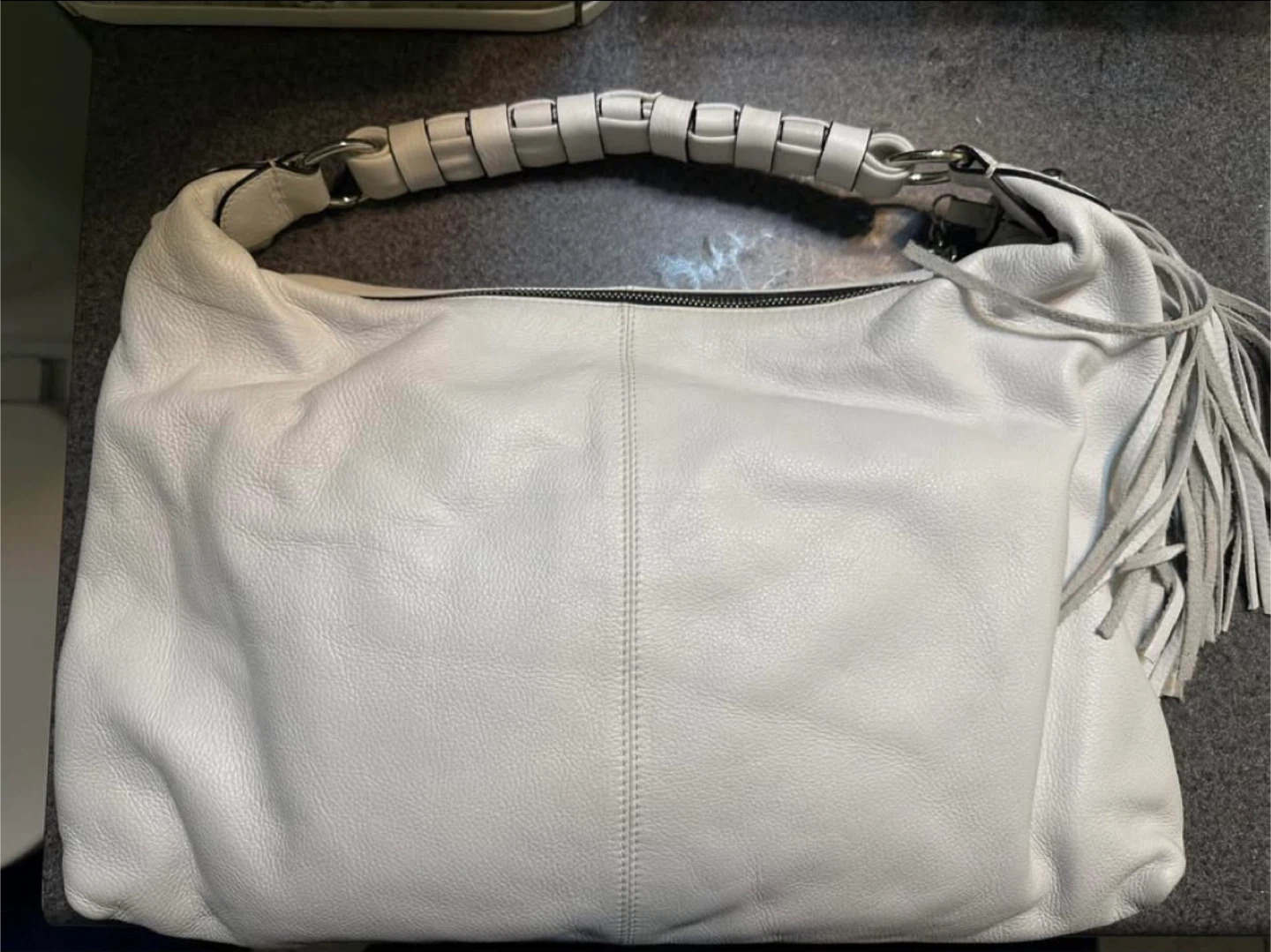 Danier Handbag genuine leather - photo 2