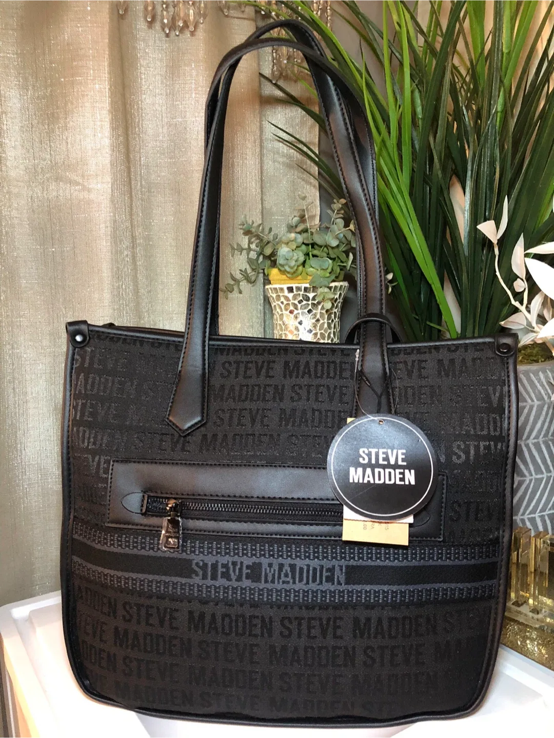 Steve Madden Black Tote Bag image indicator(6)
