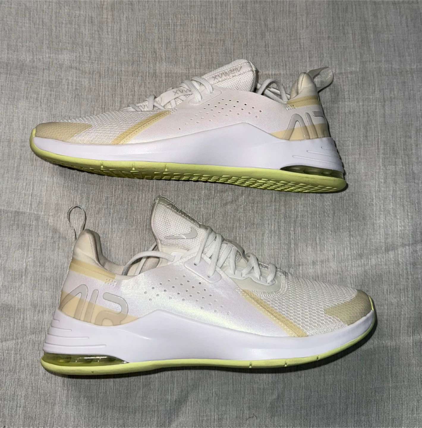 Nike Air Max Bella TR 4 Women's Training Shoes - photo 2