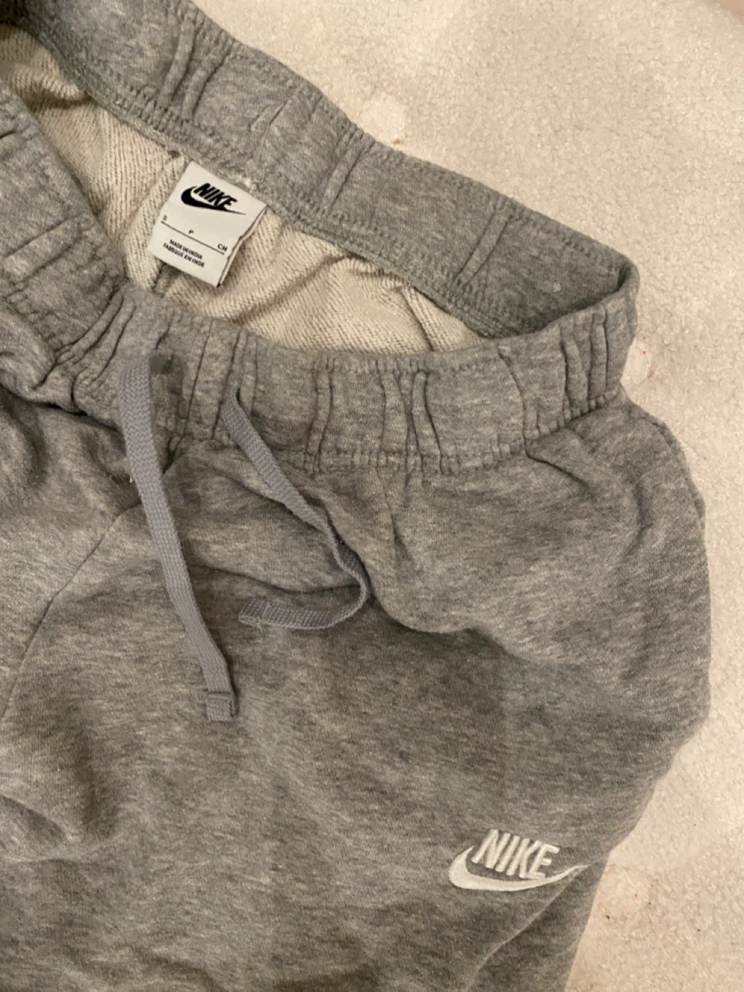 Nike Gray Sweatpants (Size Small) - photo 3