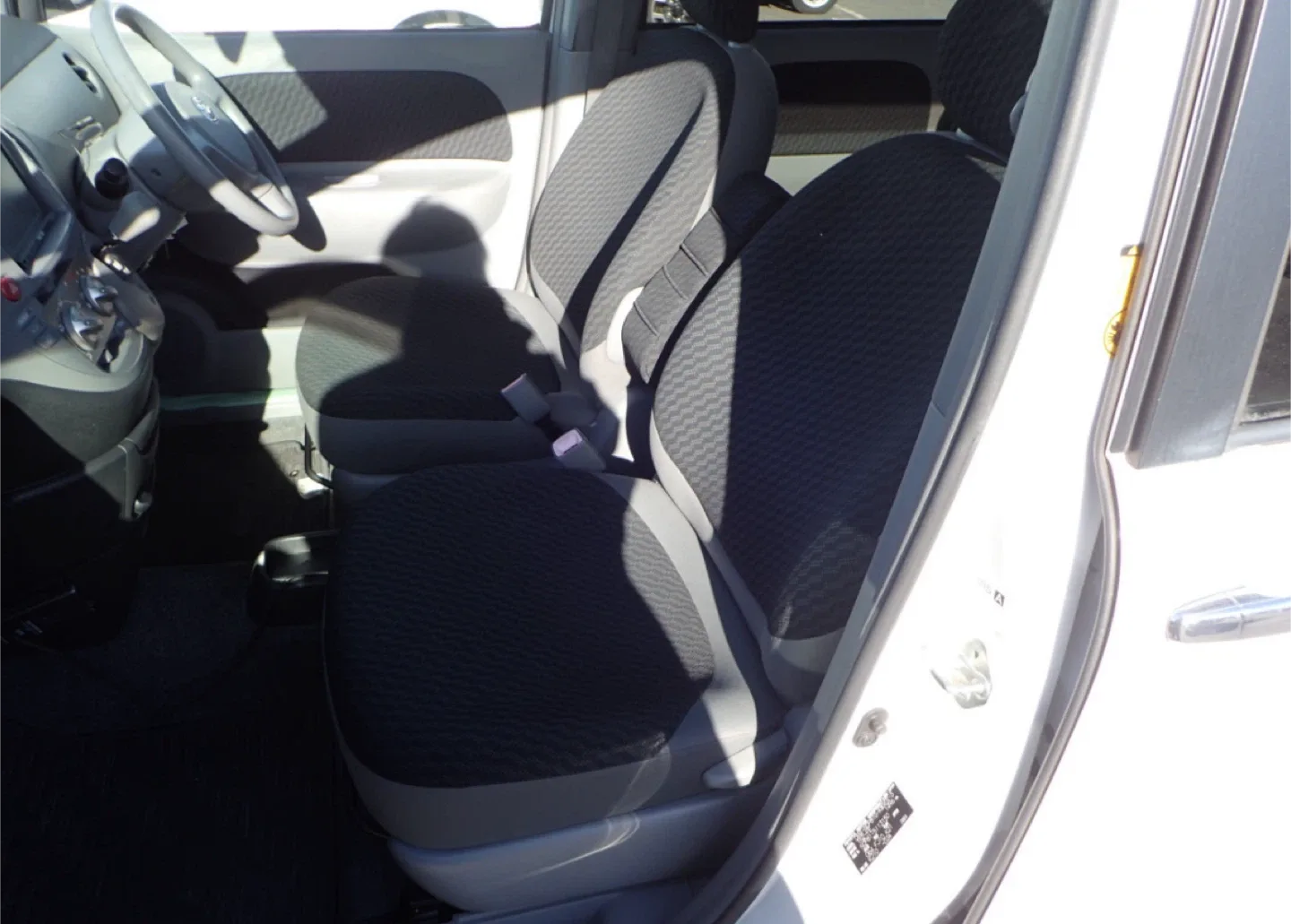 7 Seats Toyota Sienta (✅Very Clean, No Car Accidents) image indicator(5)