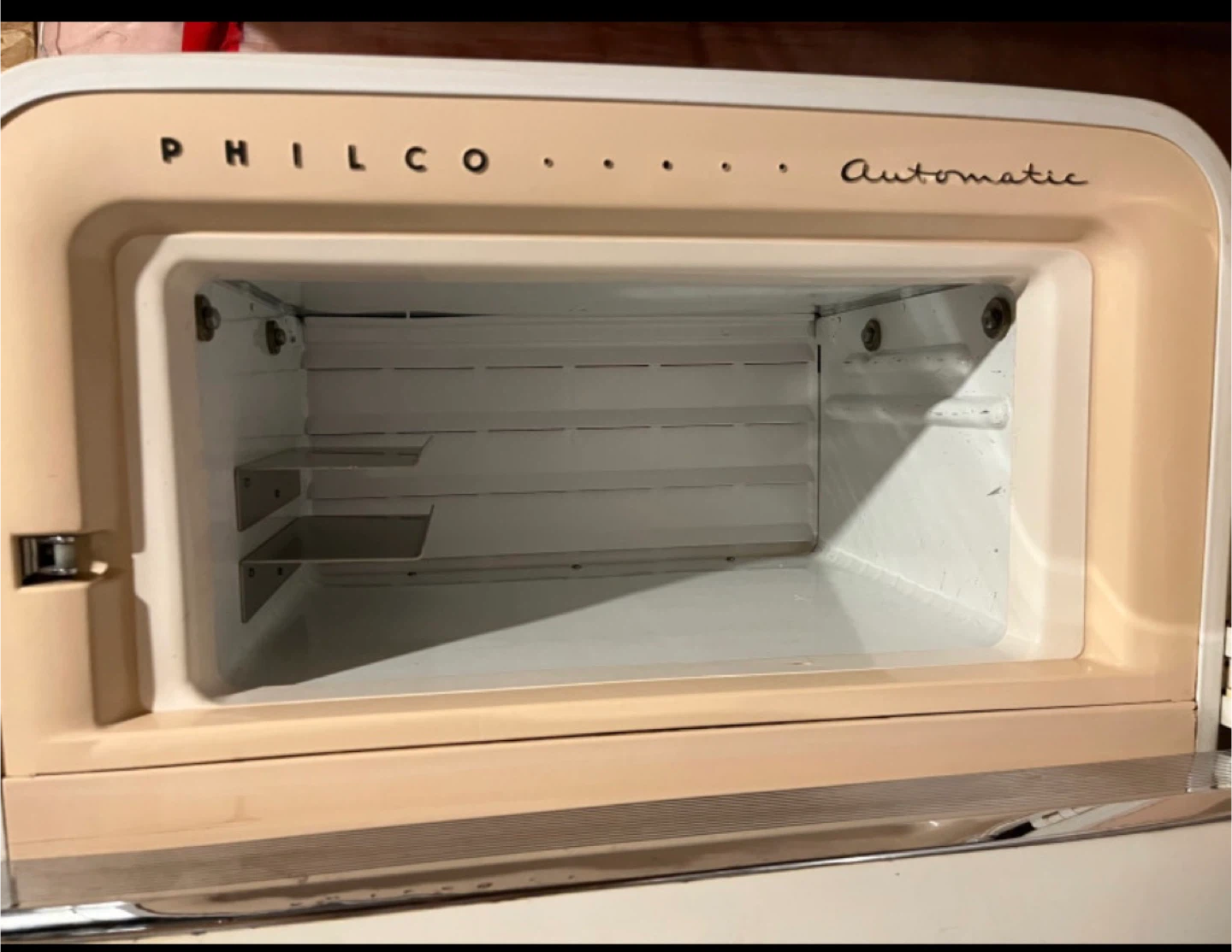 Vintage Philco Automatic Refrigerator - photo 2