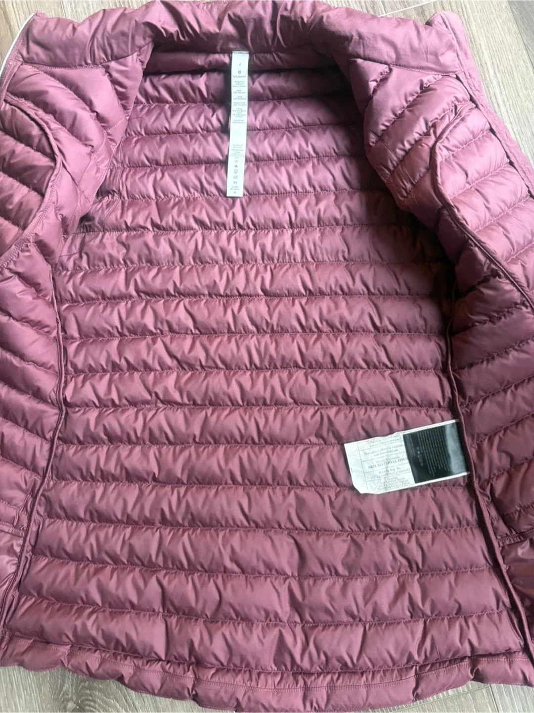 Lululemon Pack it down Vest - Size 2 image indicator(4)