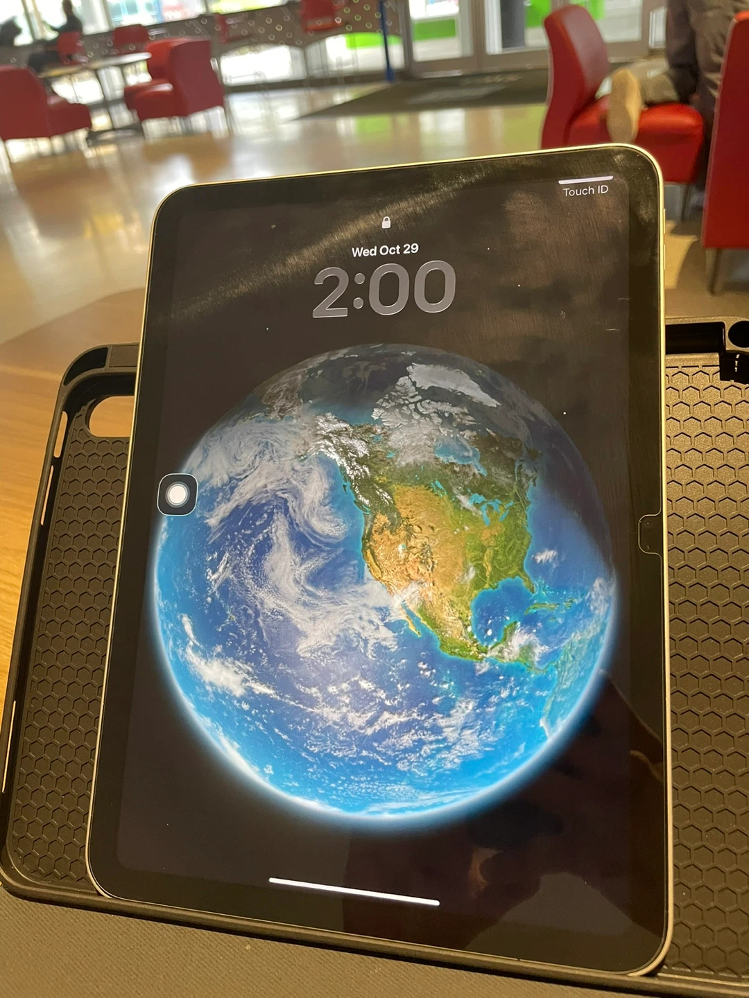 Silver Apple iPad with Keyboard