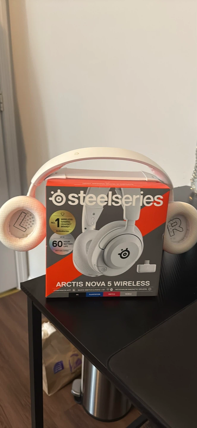 SteelSeries Arctis Nova 5 Wireless Gaming Headset - White, New - photo 5