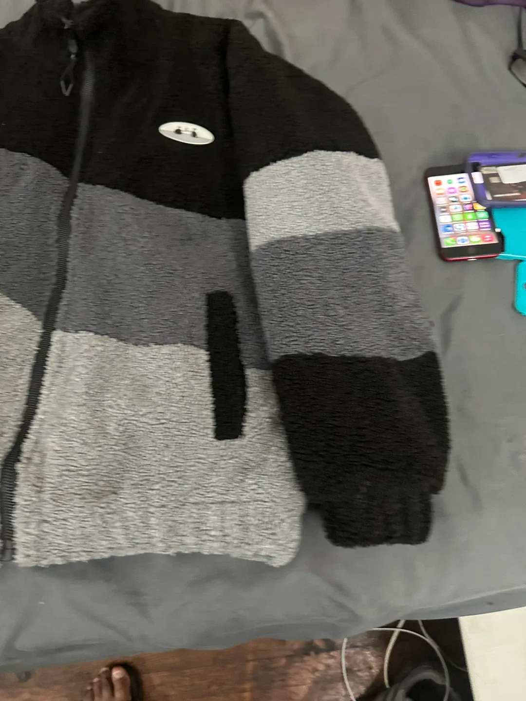 Teddy Fleece Jacket - Black & Gray image indicator(5)