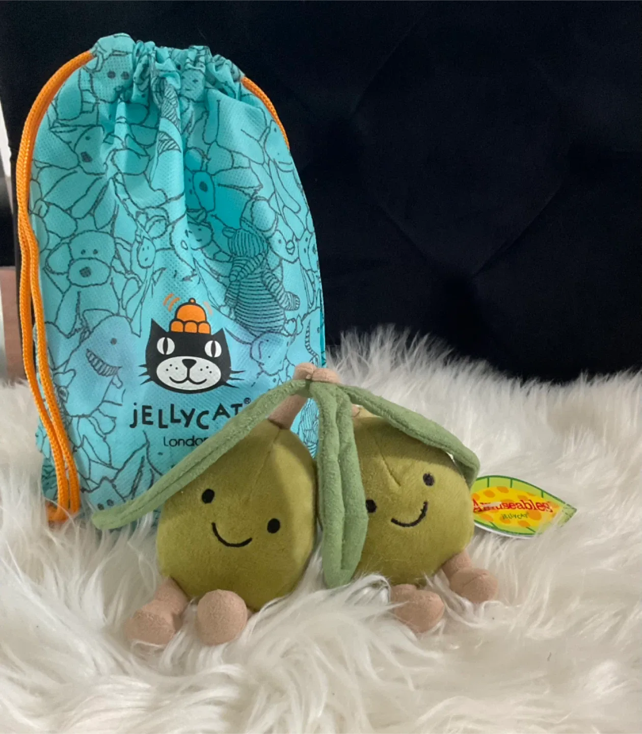 Jellycat Amuseable Olive Plush - New with bag!