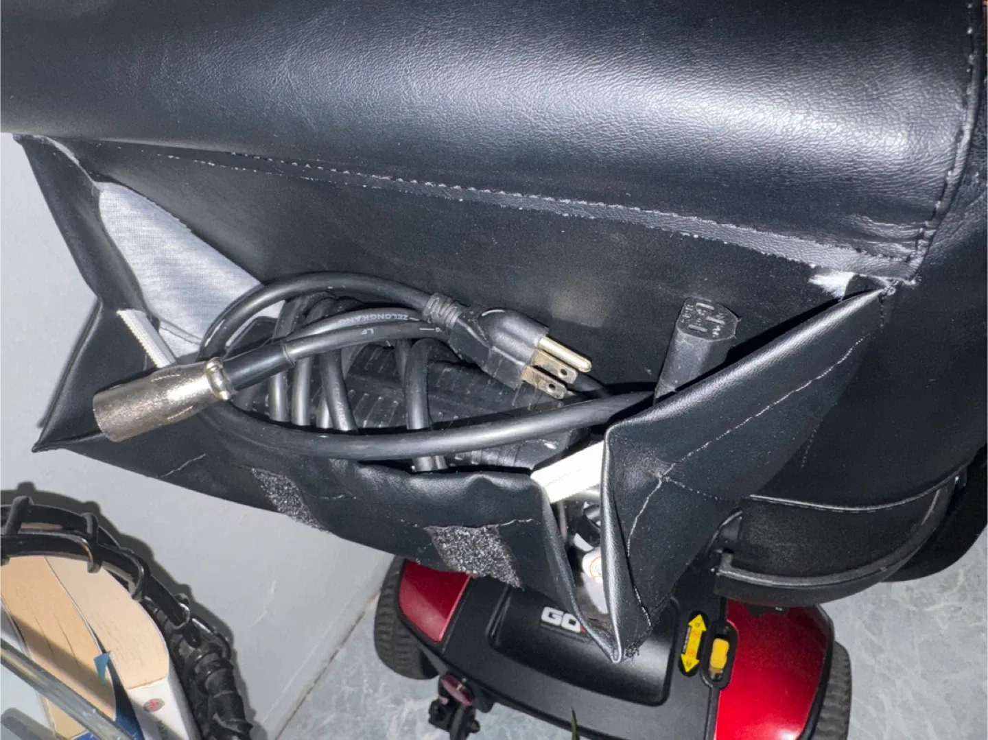 Pride Go-Go Mobility Scooter image indicator(4)