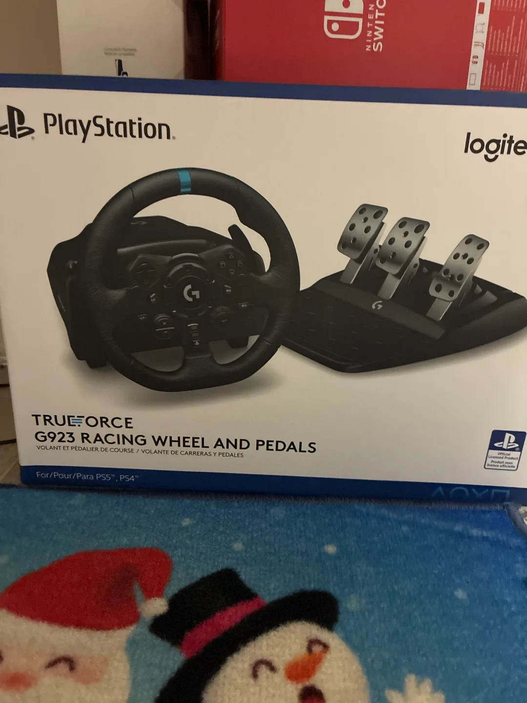 Logitech G923 Racing Wheel and Pedals for PS5/PS4